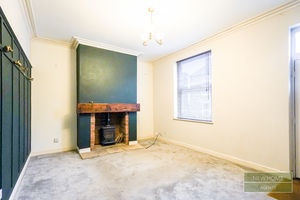 Photo 16- click for photo gallery